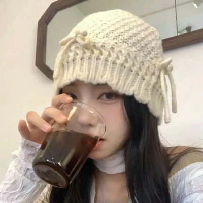 左撇子女人